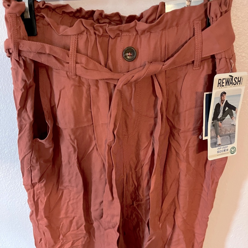 Orange pants, M for women, New with tags.